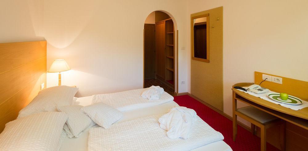 Apparthotel Residende Pircher Bolzano Bagian luar foto